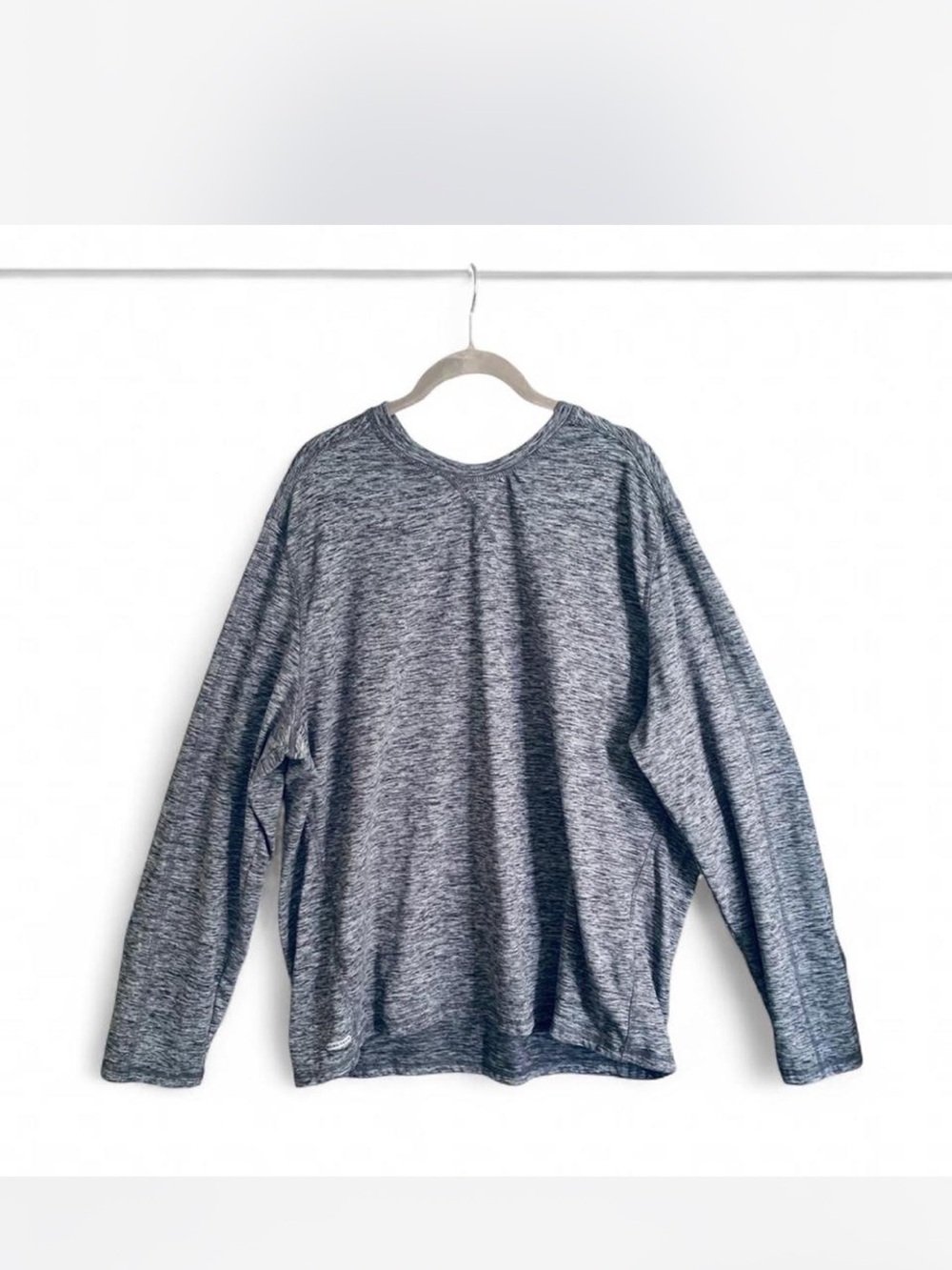Athleisure Men’s Free Country gray Heathered Charcoal Crewneck Sweater size XXL